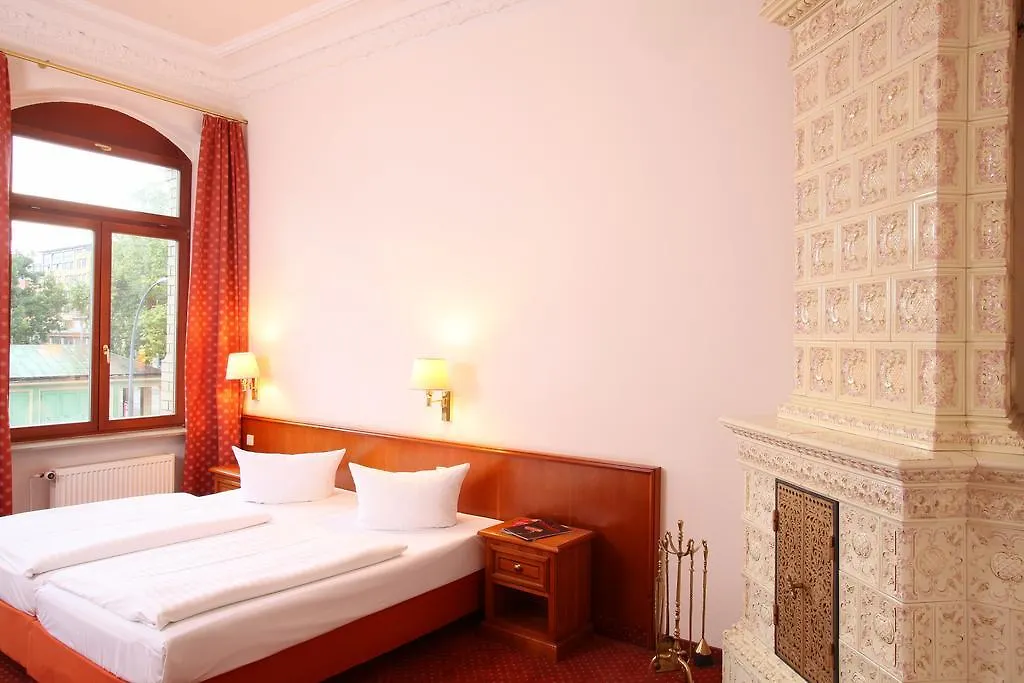 Hotel Artushof Dresden 4*,